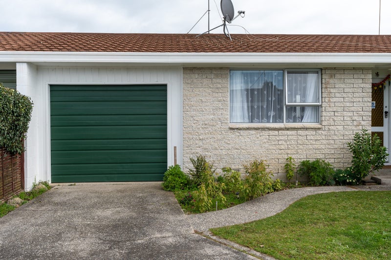 22A Leslie Place, Deanwell, Hamilton - Carousel 12