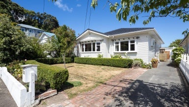 38 Bentinck Avenue, Strathmore Park, Wellington - Carousel 1