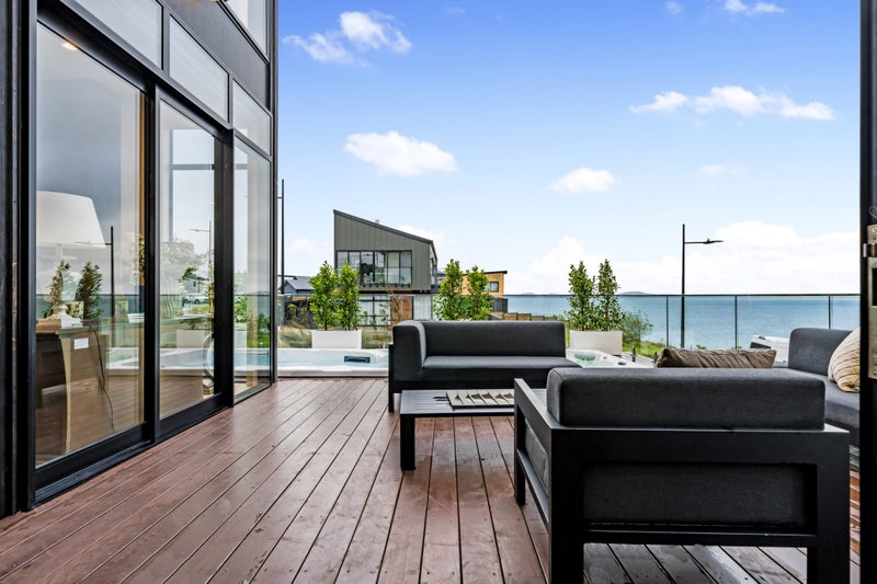 1 Seawind Way, Hobsonville, Auckland - Carousel 2