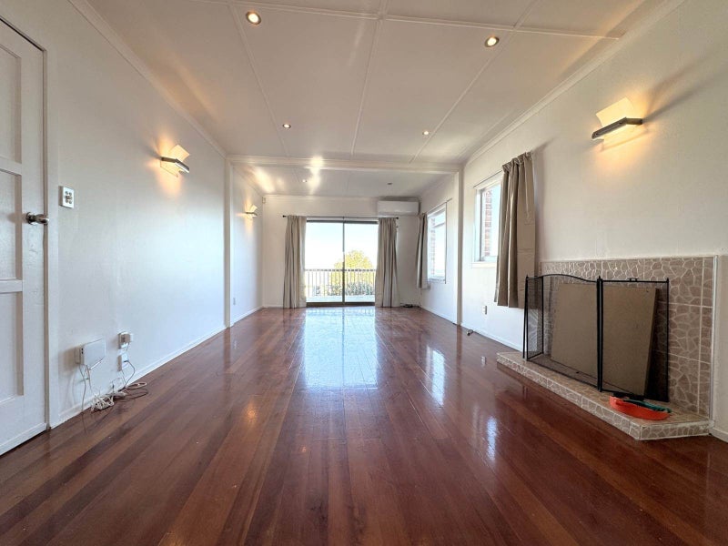 412 Hillsborough Road, Mount Roskill, Auckland - Carousel 2