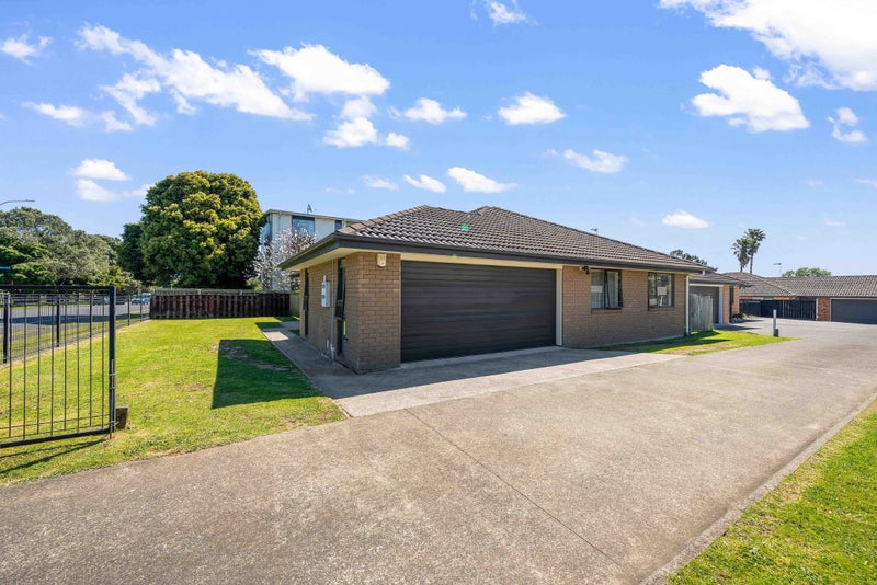 203 Weymouth Road, Manurewa, Auckland - Carousel 1