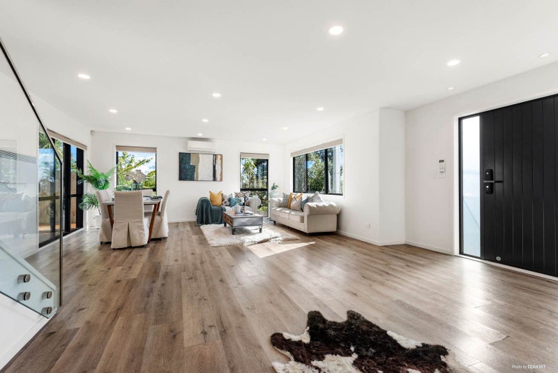 27A Sunnyside Road, Sunnyvale, Auckland - Carousel 2