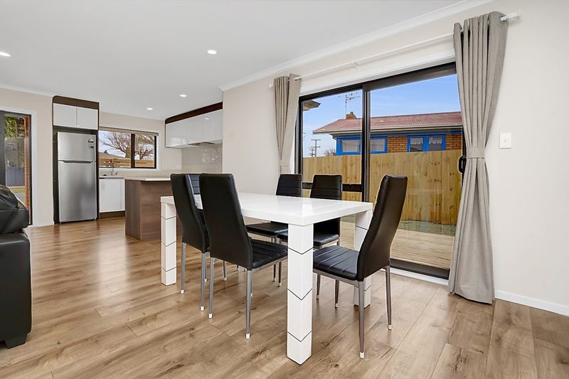 1/20 Yorkshire Road, Silverdale, Hamilton - Carousel 2