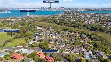 11 Puawai Place, Northcote, Auckland - Carousel 1