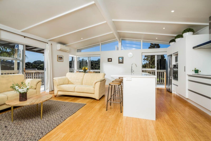 24 Cantina Avenue, Bayview, Auckland - Carousel 1