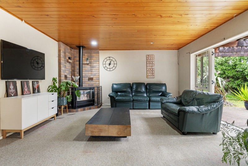 90 Russley Drive, Mount Maunganui, Mount Maunganui - Carousel 2