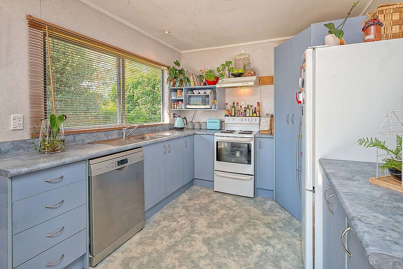 10A Goldnib Place, Randwick Park, Auckland - Carousel 2