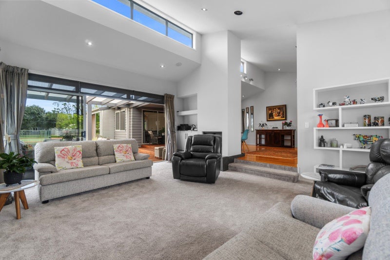 538 State Highway 33, Te Puke - Carousel 2