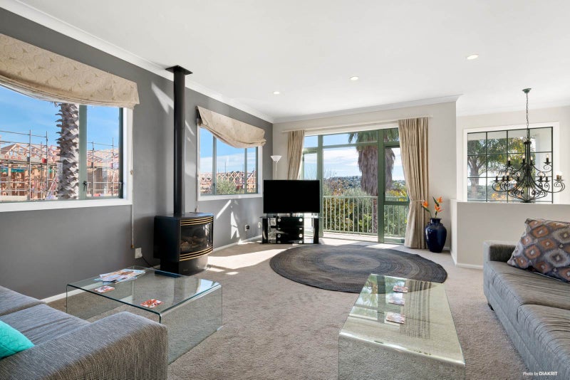 9 Voyager Drive, Gulf Harbour, Whangaparaoa - Carousel 2