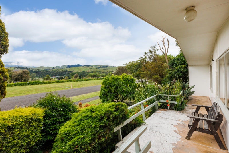 201 The Terrace, Ashhurst, Ashhurst - Carousel 2