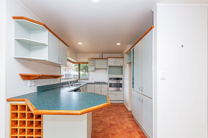 100 Amberley Avenue, Highbury, Palmerston North - Carousel 2