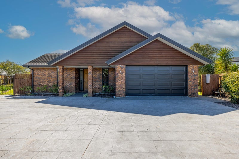 44 Foresters Crescent, Parklands, Christchurch - Carousel 1