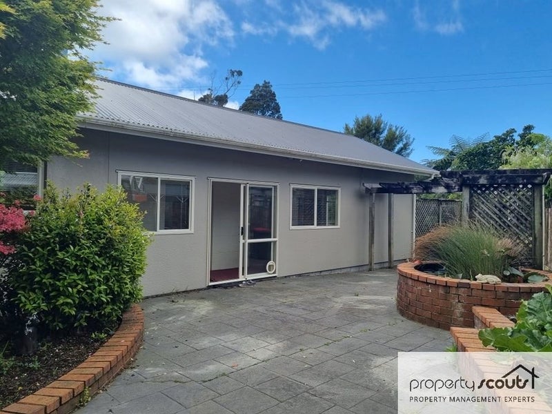 535 South Road, Omata, New Plymouth - Carousel 1