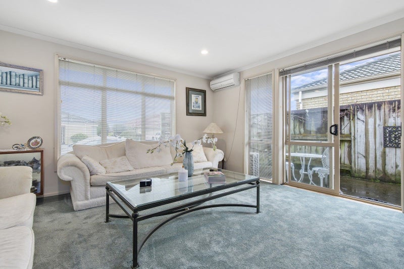 5 Grevillea Place, Melville, Hamilton - Carousel 2