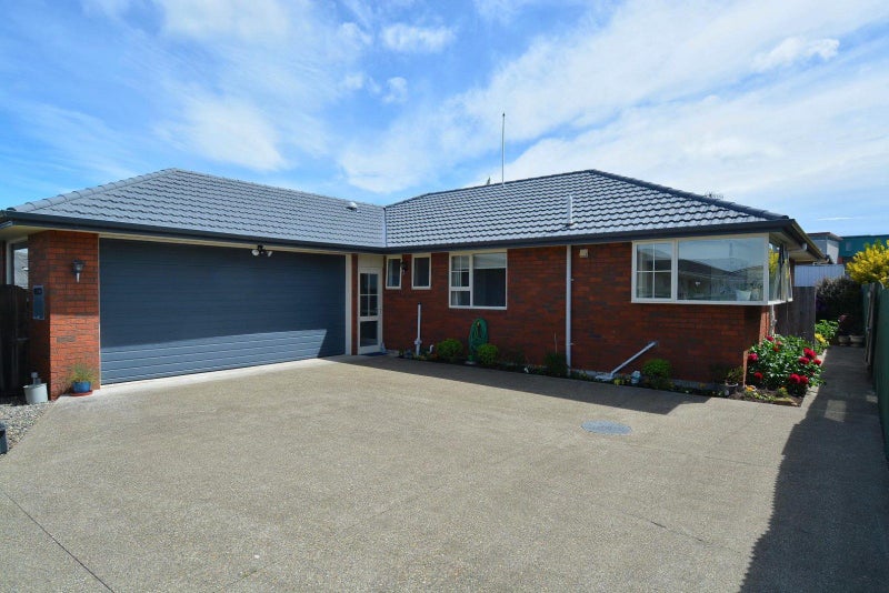 216 Teviot Street, Georgetown, Invercargill - Carousel 1