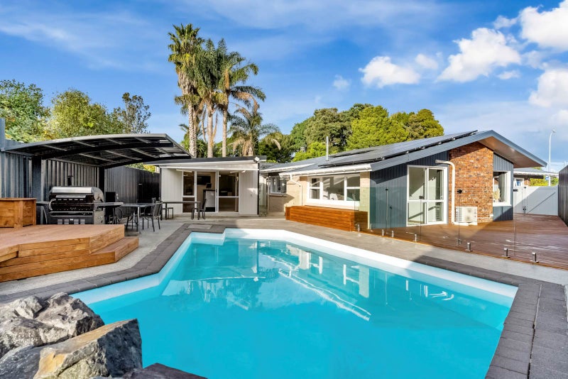 3 Bushlands Place, Opaheke, Papakura - Carousel 1