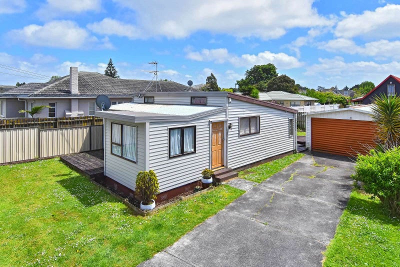 1/104 Tui Road, Papatoetoe, Auckland - Carousel 1