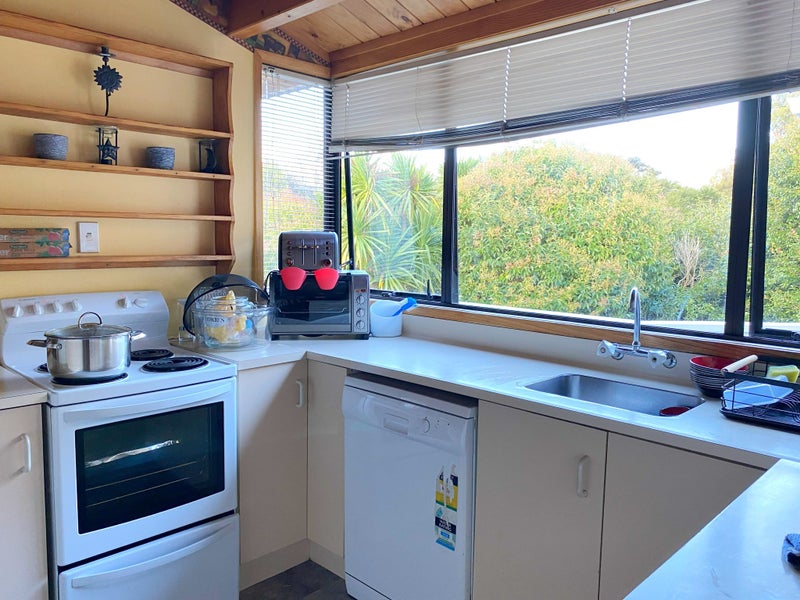 11 Chardon Place, Henderson, Auckland - Carousel 2