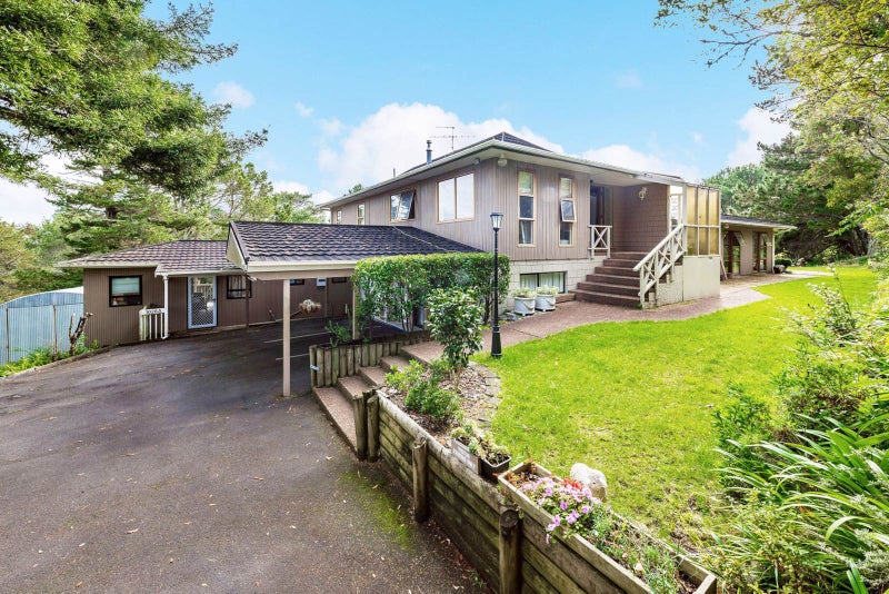1028 East Coast Road, Fairview Heights, Auckland - Carousel 2