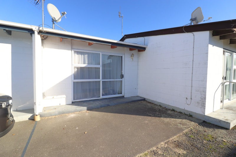 2/17 Brake Street, Upper Riccarton, Christchurch - Carousel 1