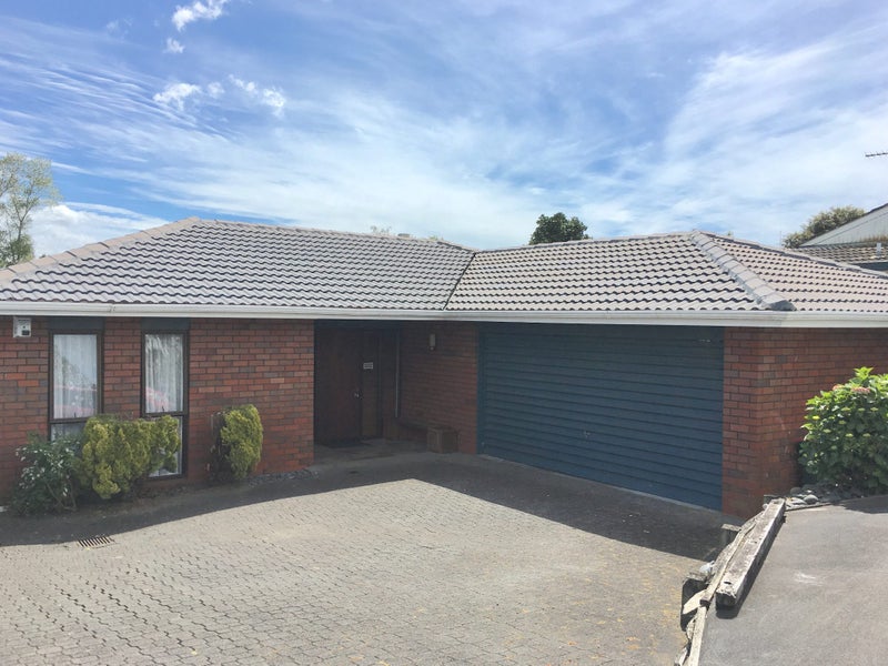 103 Prince Regent Drive, Half Moon Bay, Auckland - Carousel 1