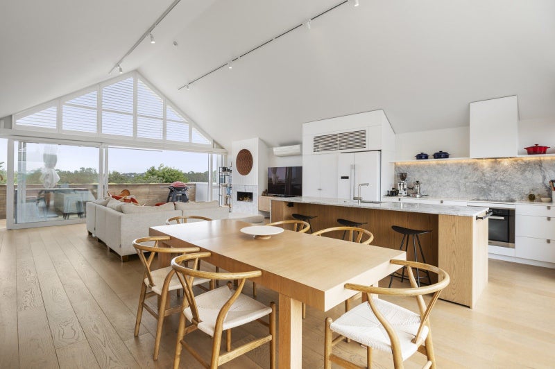 92C Hinemoa ST, Birkenhead, Auckland - Carousel 1