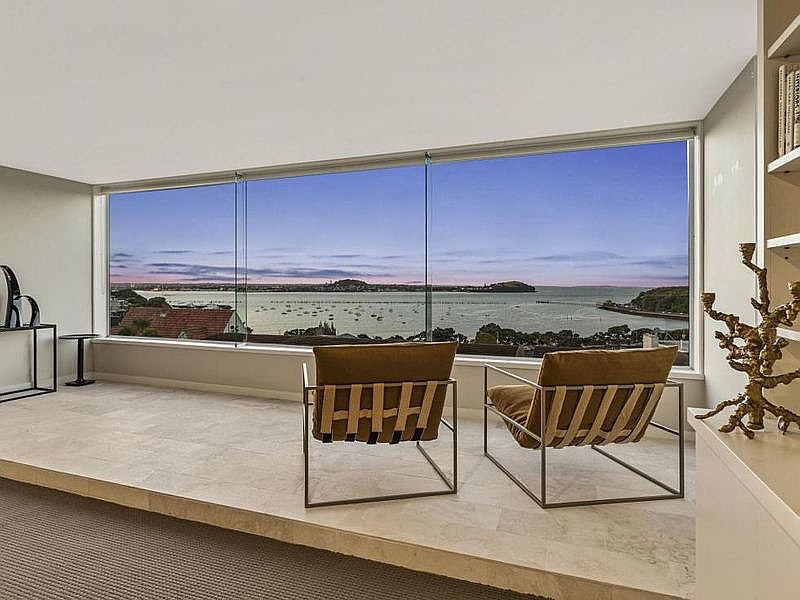 5/15 Karori Crescent, Orakei, Auckland - Carousel 2