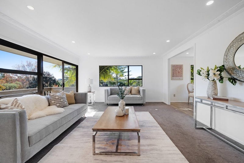 12 Cyclades Place, Shelly Park, Auckland - Carousel 2