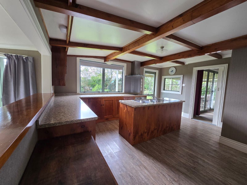 604 Tuhikaramea Road, Temple View, Hamilton - Carousel 2