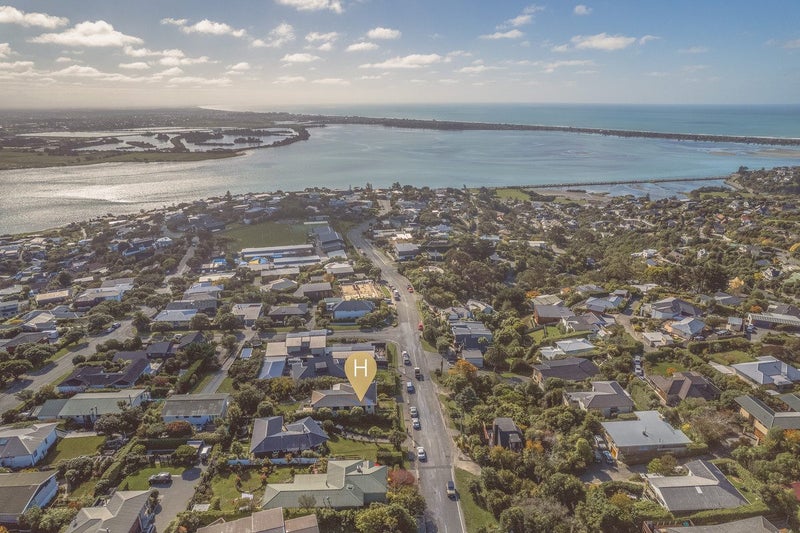 116 Major Hornbrook Road, Mount Pleasant, Christchurch - Carousel 24