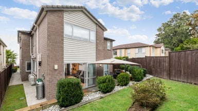 14 Carlos Drive, Flat Bush, Auckland - Carousel 1