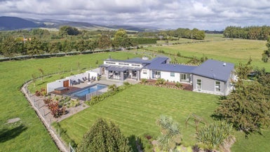 120 Wardstay Road, Christchurch - Carousel 1