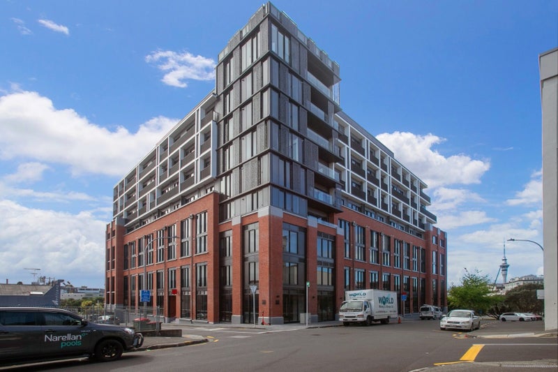 212/59 France Street South, Newton, Auckland - Carousel 6