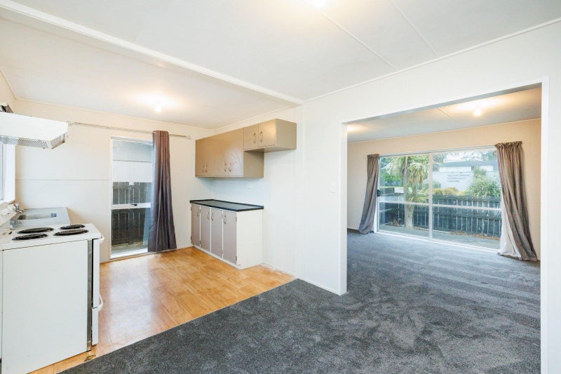 73A Kaimanawa Street, Kelvin Grove, Palmerston North - Carousel 2
