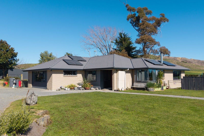 30 Mountain View Drive, Manakau, Otaki - Carousel 1