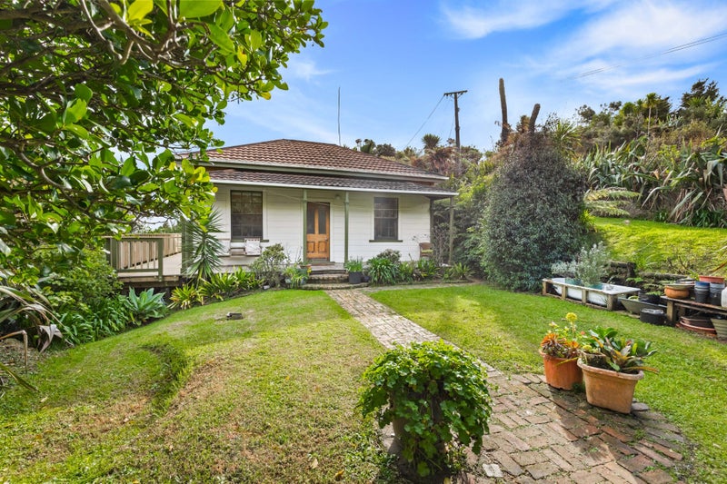 41 Te Henga Road, Henderson - Carousel 1