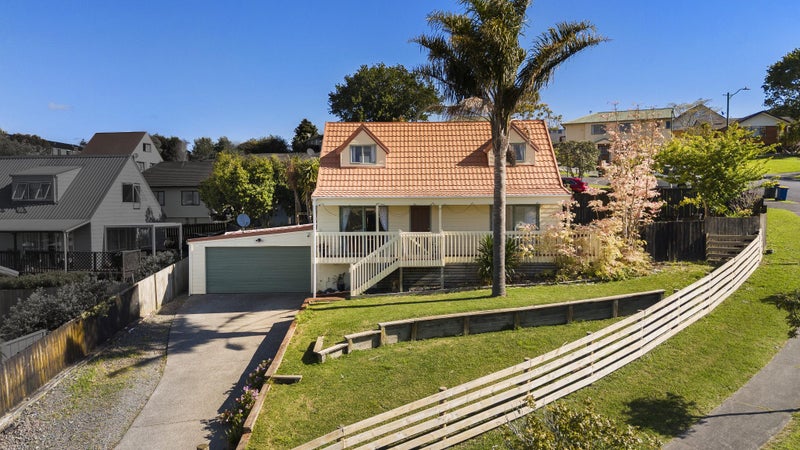 18 Carillon Place, Massey, Auckland - Carousel 2