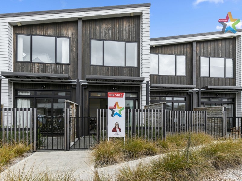 3 Glen Evans Crescent, Fairfield, Lower Hutt - Carousel 16