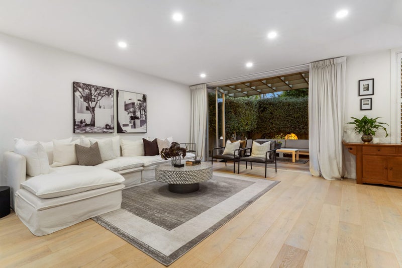 10/2 Campbell Road, Takapuna, Auckland - Carousel 1