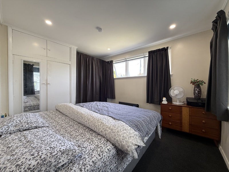 23 Thackeray Street, Trentham, Upper Hutt - Carousel 2