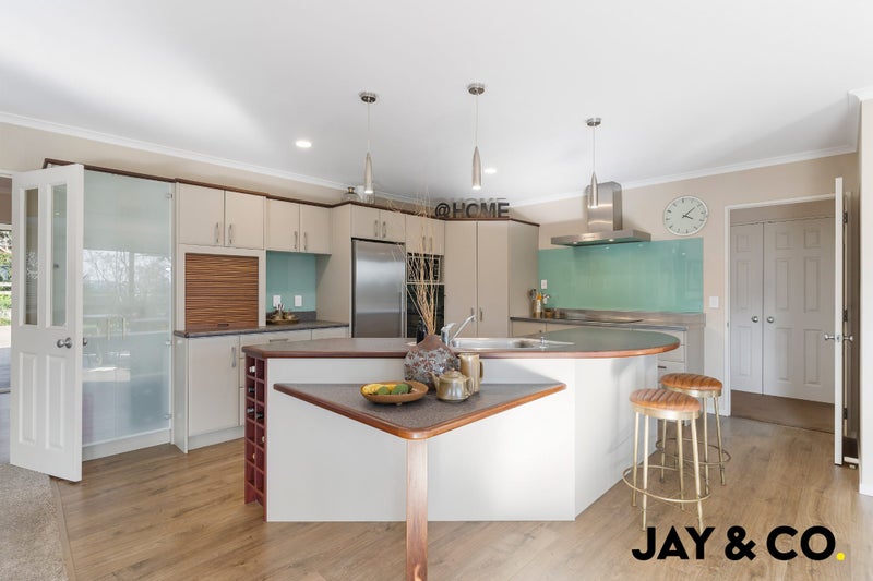 27 Monument Road, Papakura - Carousel 2