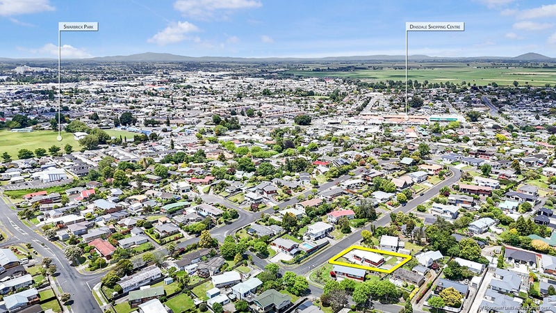 51 Russleigh Drive, Dinsdale, Hamilton - Carousel 23