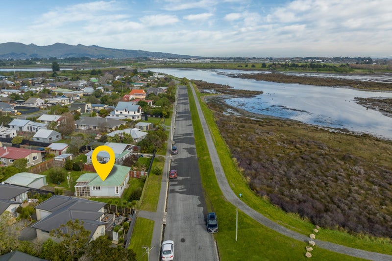 9 Kibblewhite Street, New Brighton, Christchurch - Carousel 1