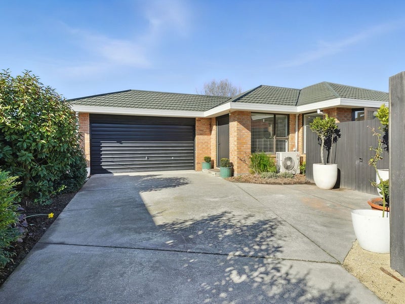 2/256 Innes Road, St Albans, Christchurch - Carousel 1
