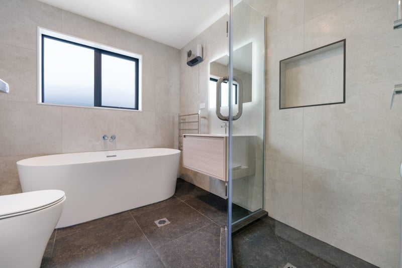 34A Saxon Street, Waterview, Auckland - Carousel 5