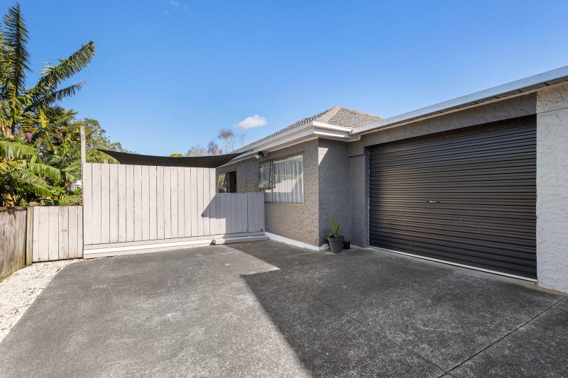 2/36 Caen Road, Panmure, Auckland - Carousel 2