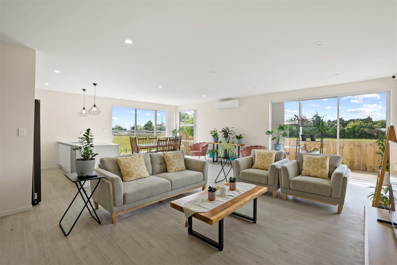 45 Koroheke Road, Takanini, Auckland - Carousel 1