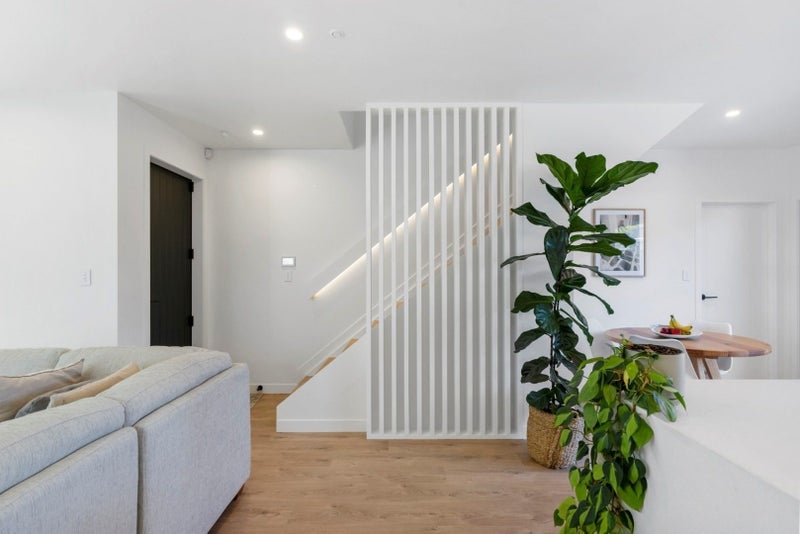 16E Hamurana Place, Te Atatu Peninsula, Auckland - Carousel 2