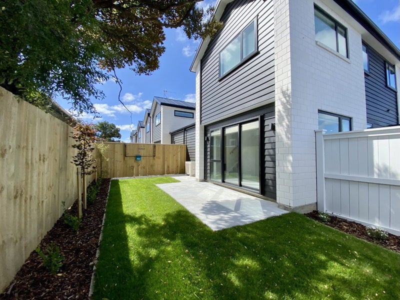 30A Hills Road, Edgeware, Christchurch - Carousel 15