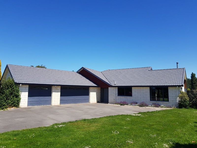 16 Heywards Road, Clarkville - Carousel 1